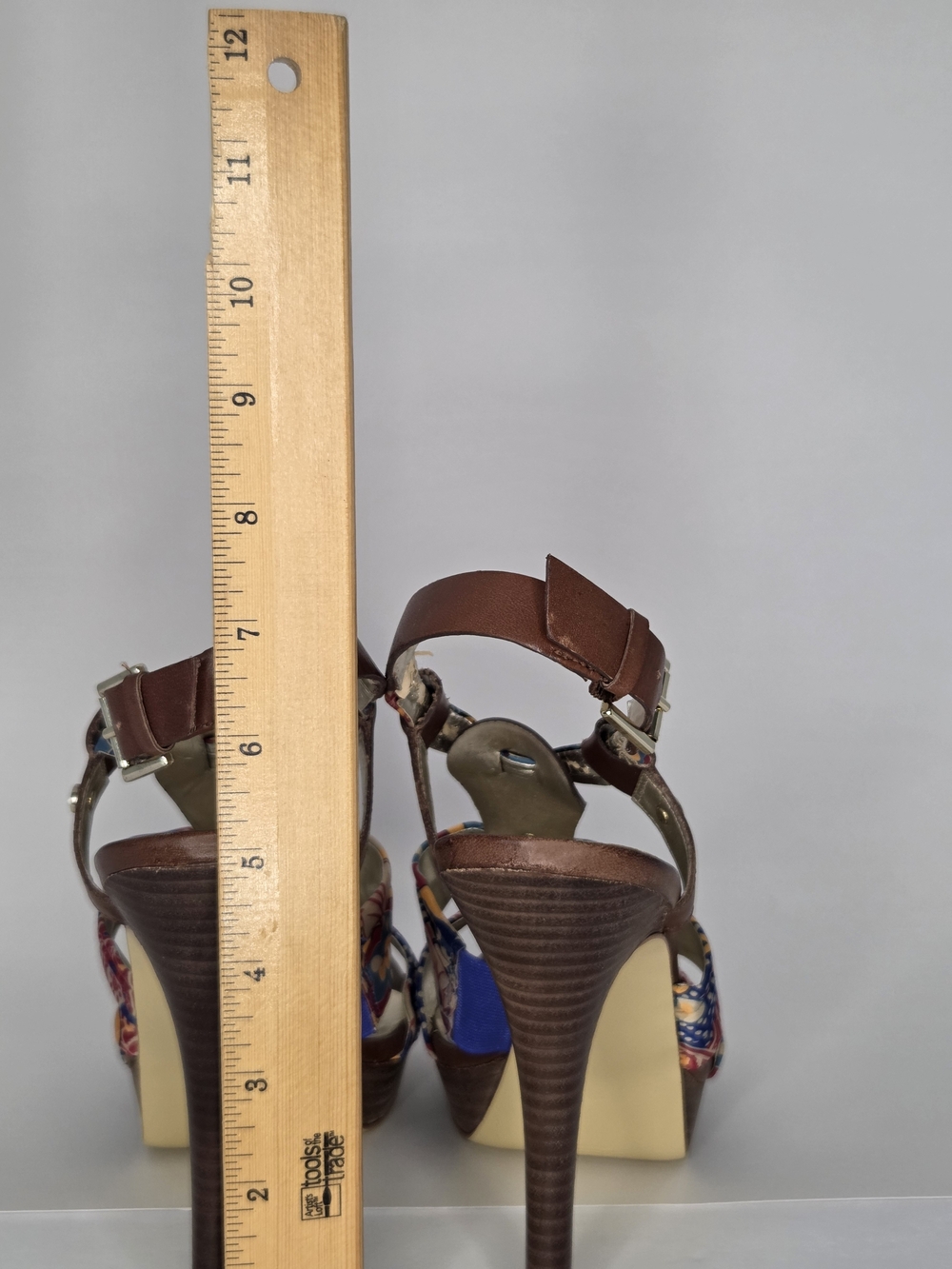 GUESS Kaedi Brown Leather Multi Floral Fabric Platform Sandals Heels - Picture 11 of 12